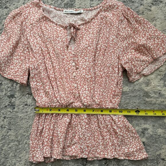 Abercrombie & Fitch Patterned Blouse - Size XS - Picture 4 of 5